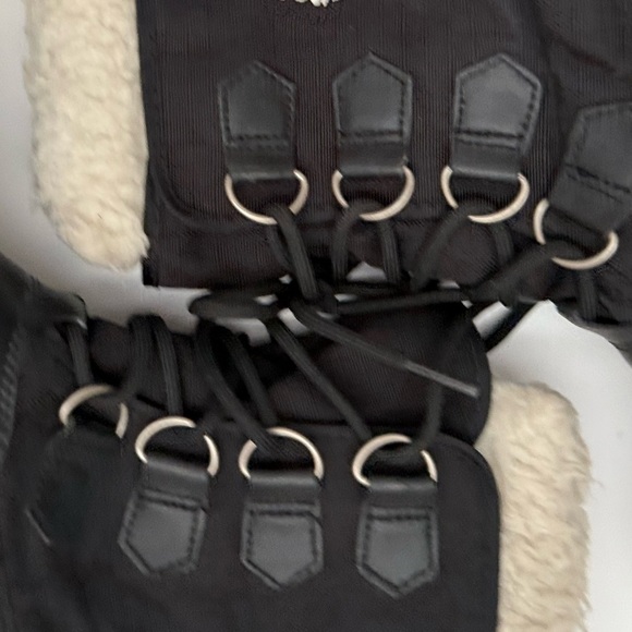 Sorel Black and Cream Insulated Boots - Picture 4 of 10